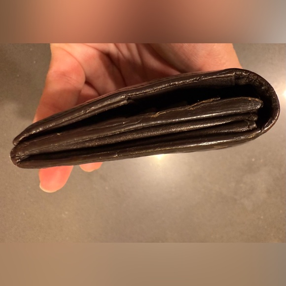 Bottega Veneta Woven Intrecciato Leather Wallet - Picture 9 of 10